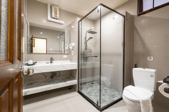 patong leelavadee huating holiday phuket