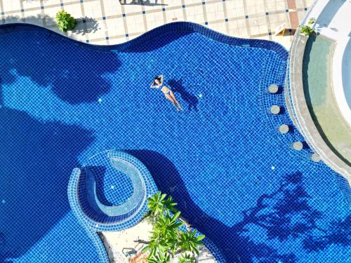patong leelavadee huating holiday phuket