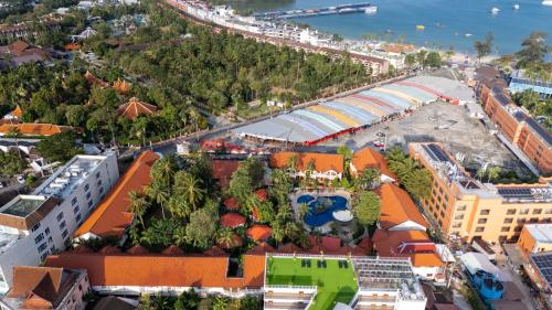 patong leelavadee huating holiday phuket