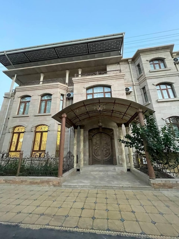 prestige terrace hotel