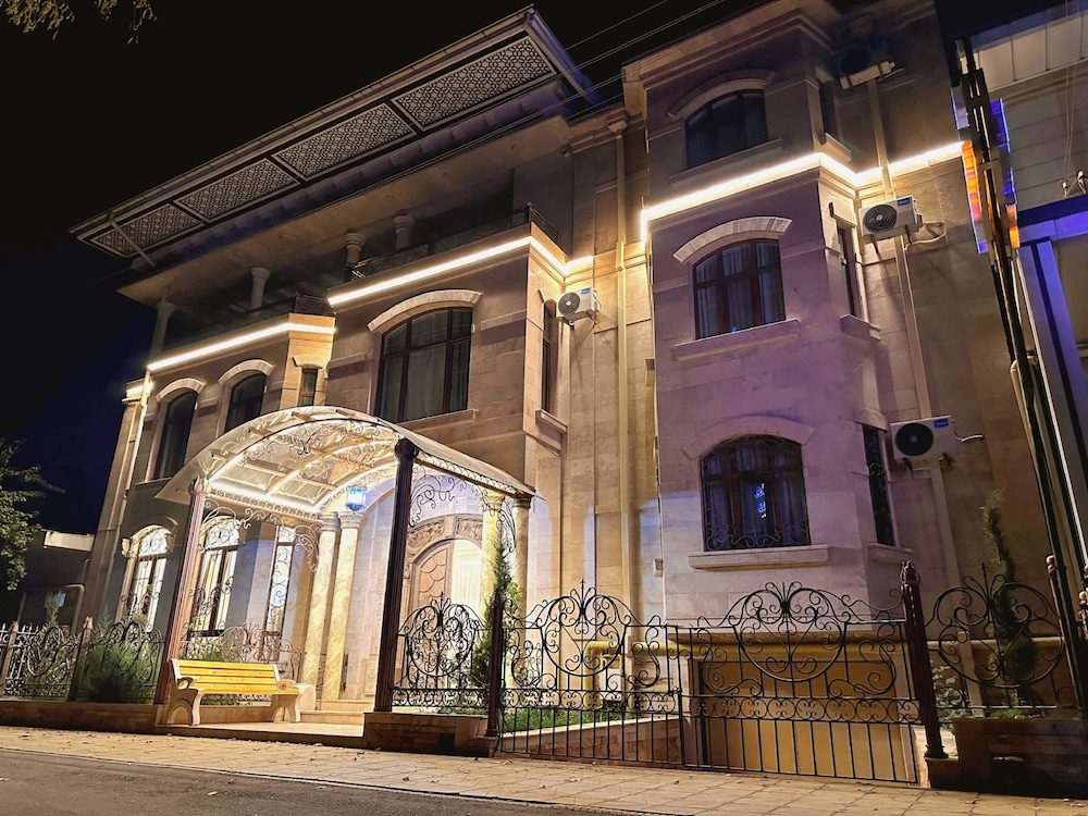 prestige terrace hotel