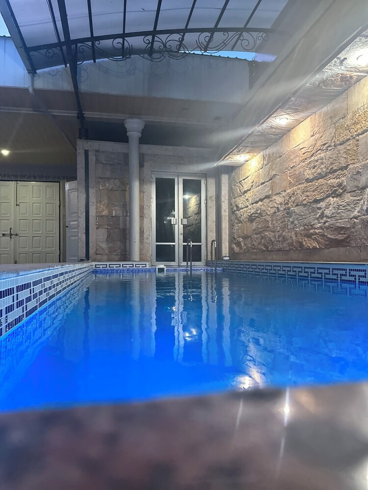 prestige terrace hotel