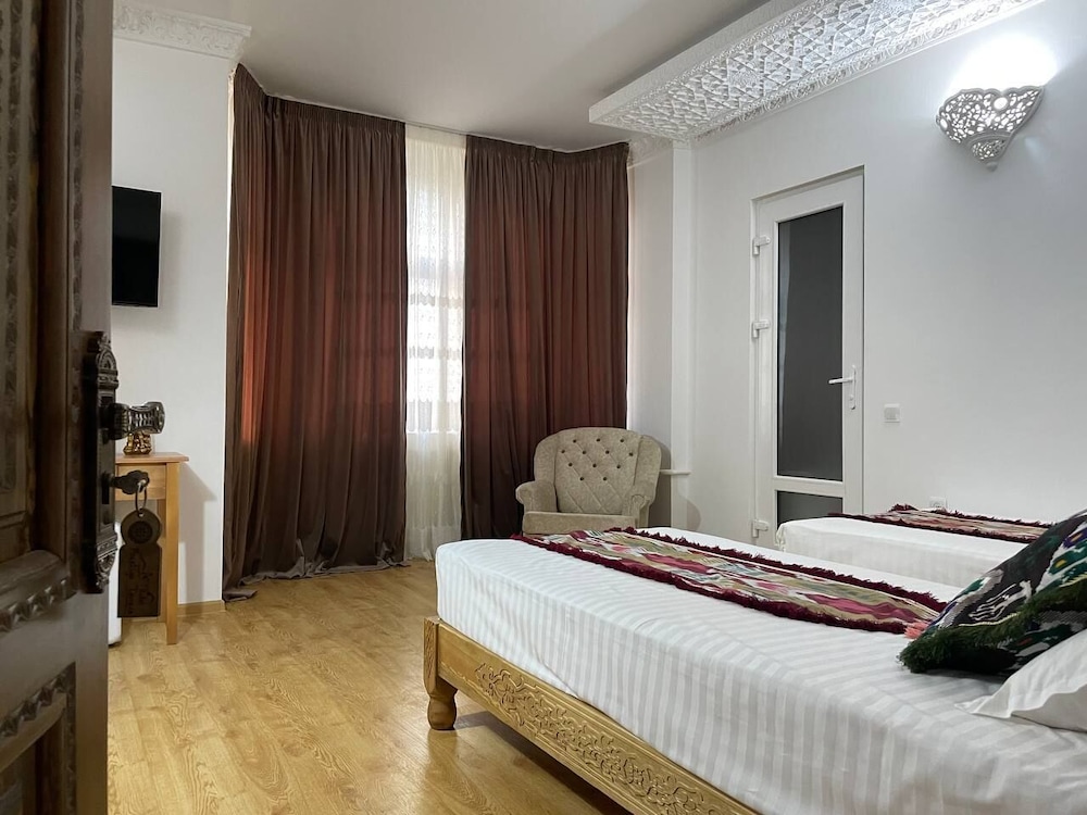 prestige terrace hotel