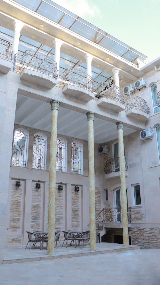 prestige terrace hotel