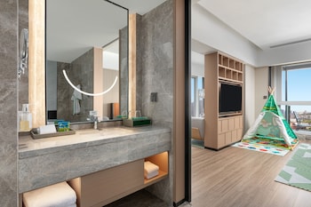 holiday inn quanzhou donghai an ihg hotel