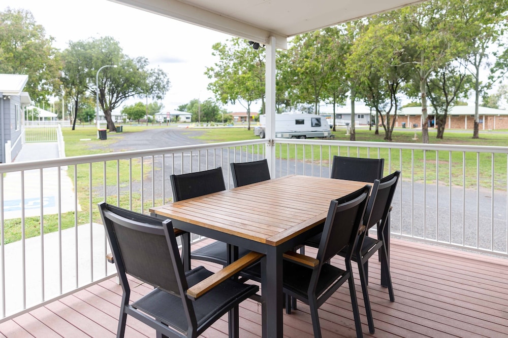 coonamble riverside holiday park