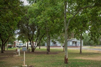 coonamble riverside holiday park