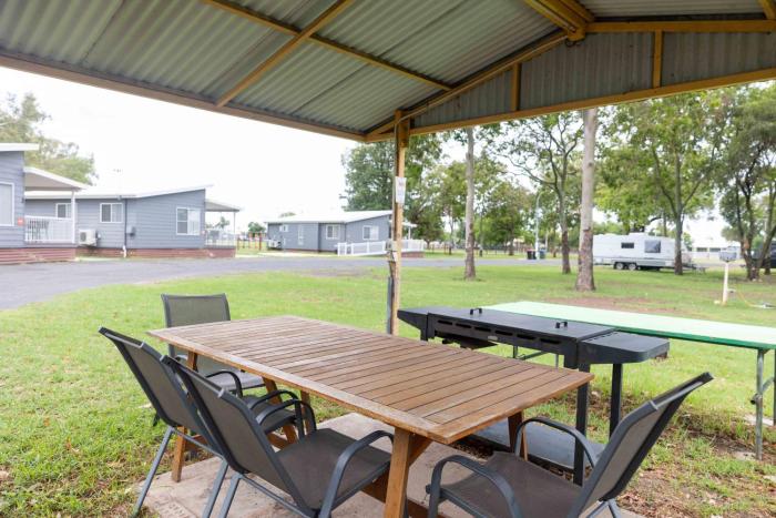 coonamble riverside holiday park