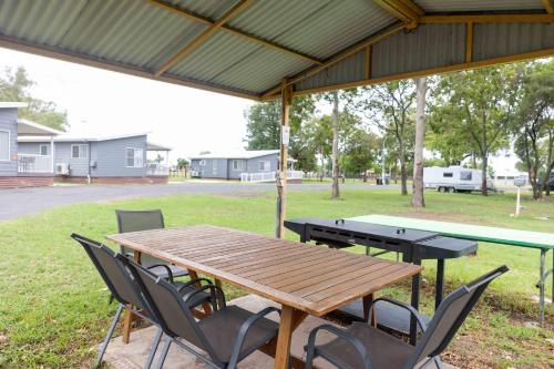 coonamble riverside holiday park
