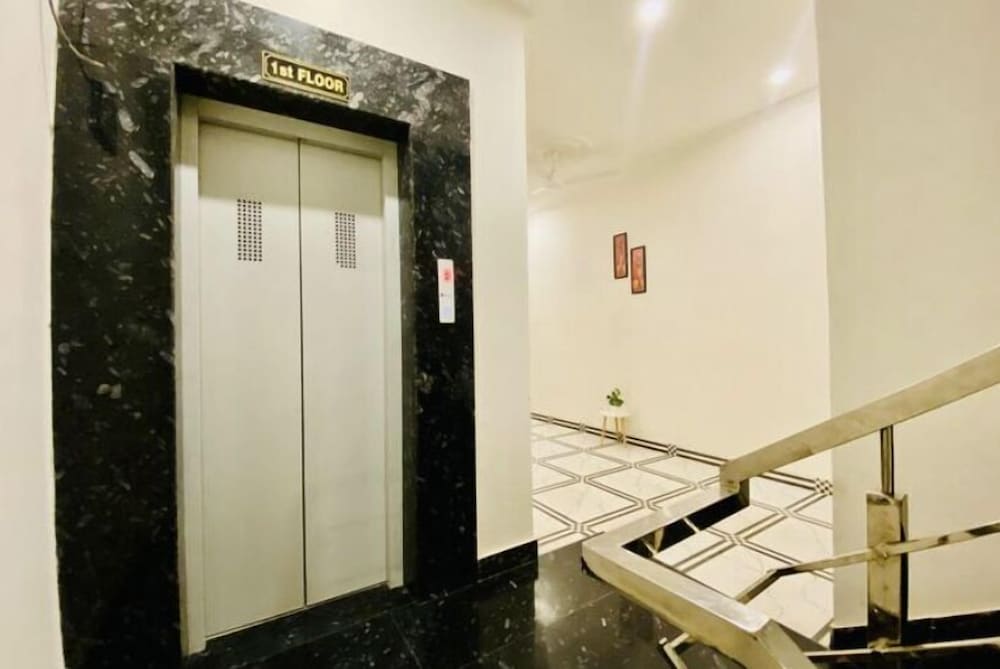 hotel bhagwati palace