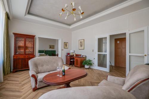 Hotel Zlata Hvezda,Litomysl>>Jablonne Nad Orlici,4 star