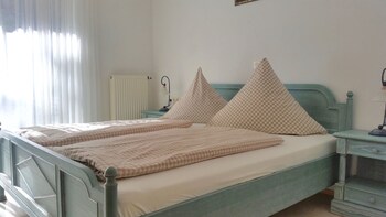 hotel pension haus hubertus