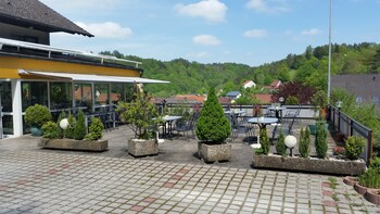 hotel pension haus hubertus