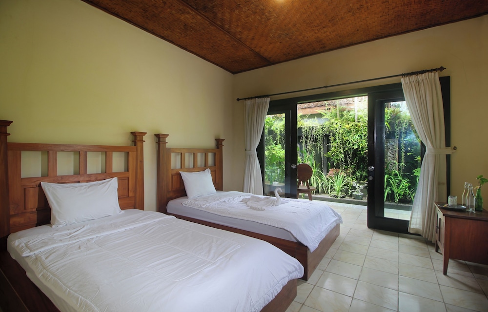 sari gong guest house