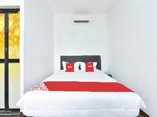 oyo 90869 hotel madeena inn