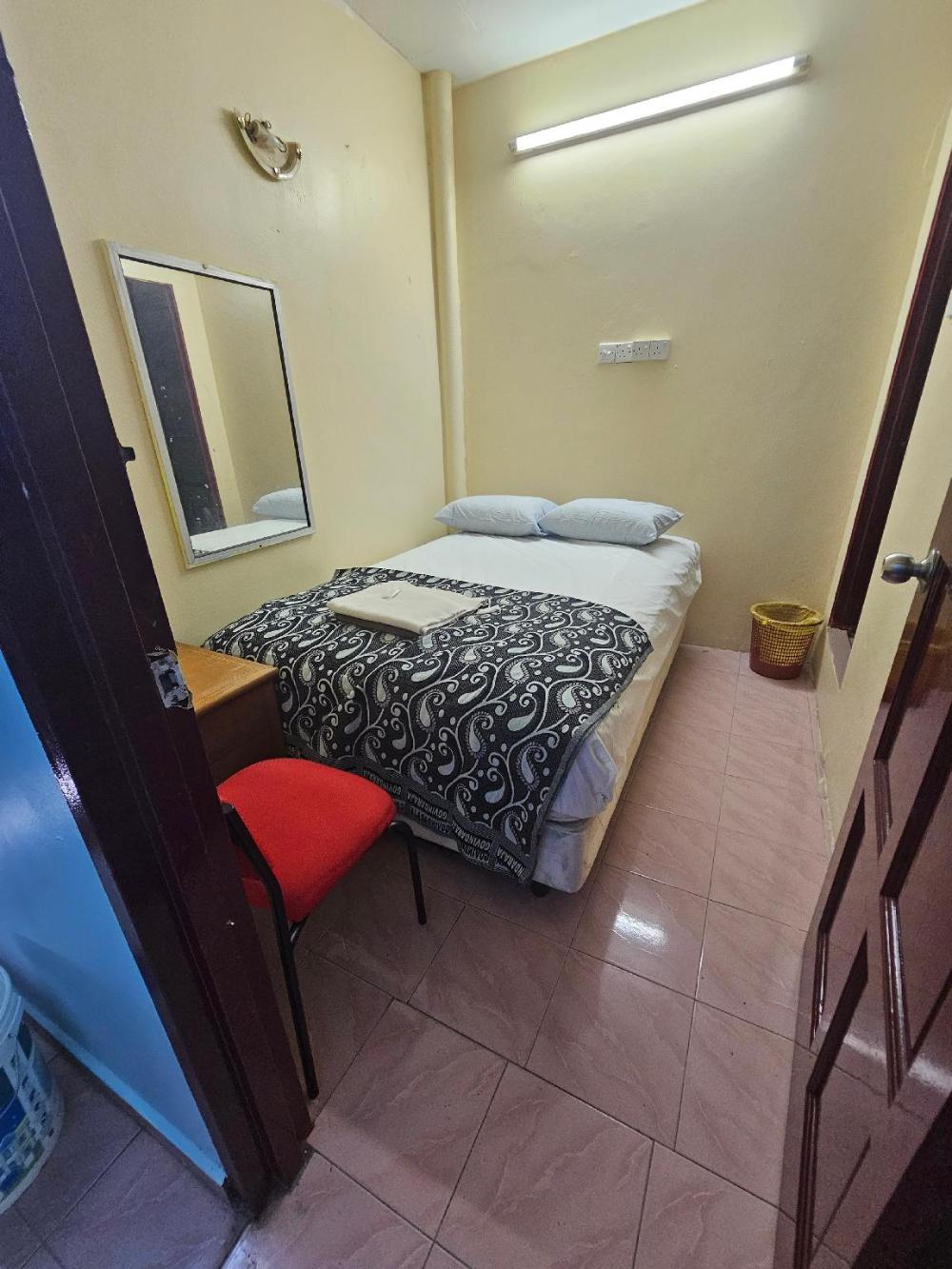 oyo 90867 hotel bintang inns