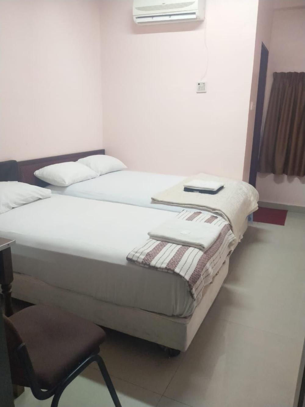 oyo 90867 hotel bintang inns
