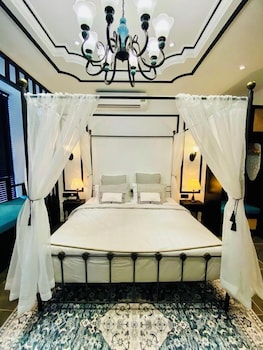 scarletz suites klcc by m suites