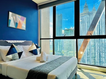 scarletz suites klcc by m suites