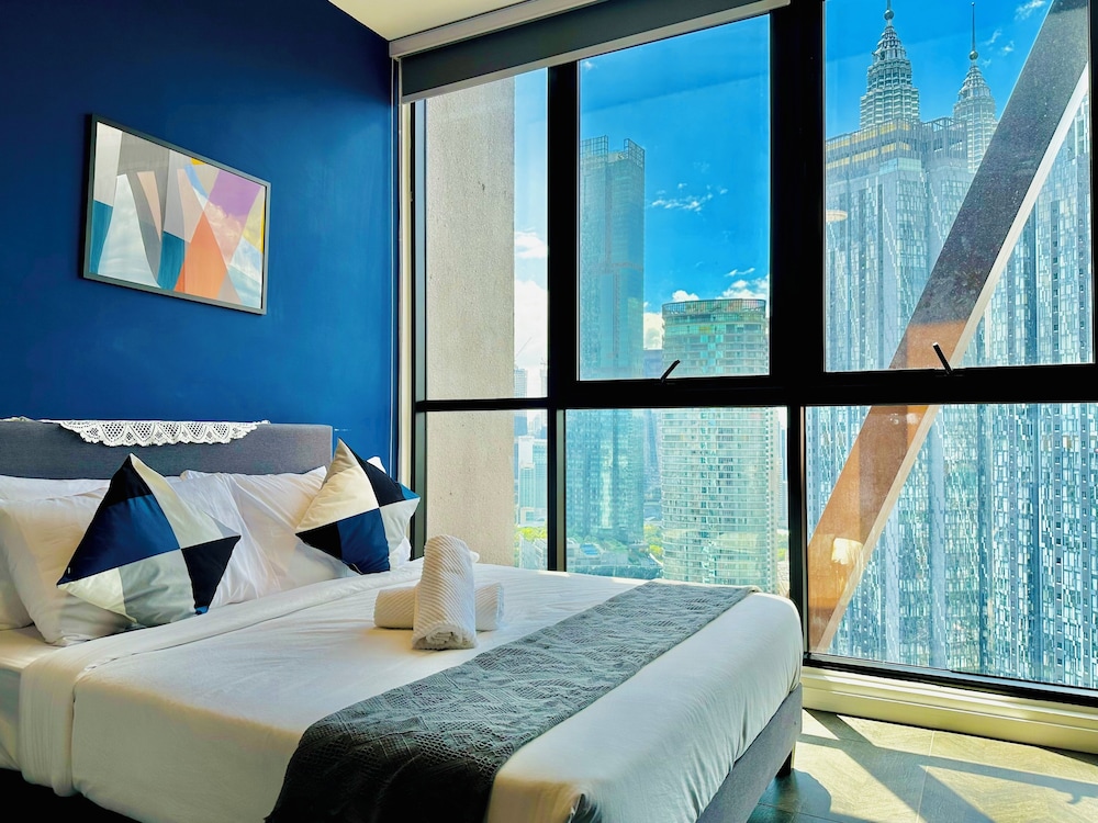 scarletz suites klcc by m suites