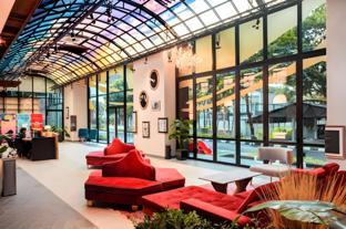 scarletz suites klcc by m suites