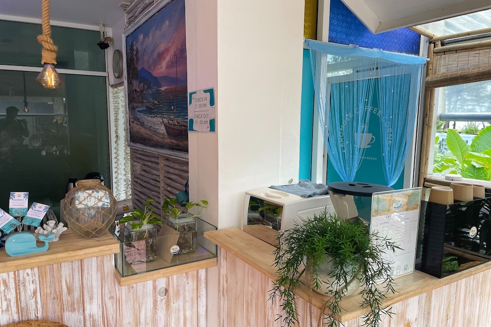 aromdee naithon beach