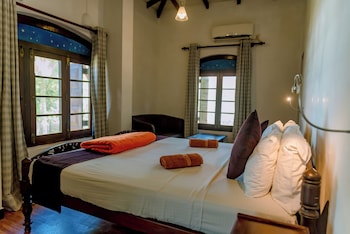 amor beach unawatuna