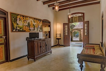 amor beach unawatuna