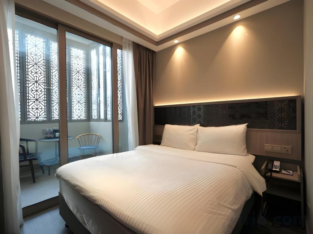 aqueen prestige hotel jalan besar