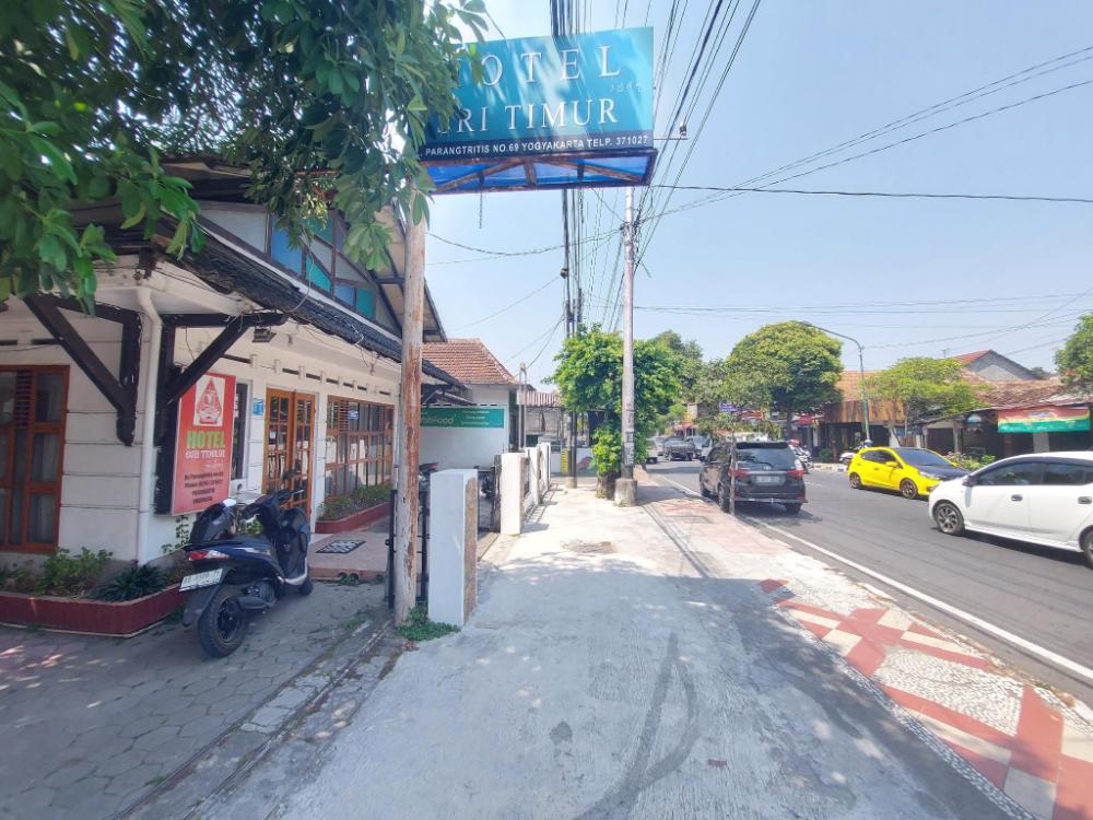 hotel sri timur