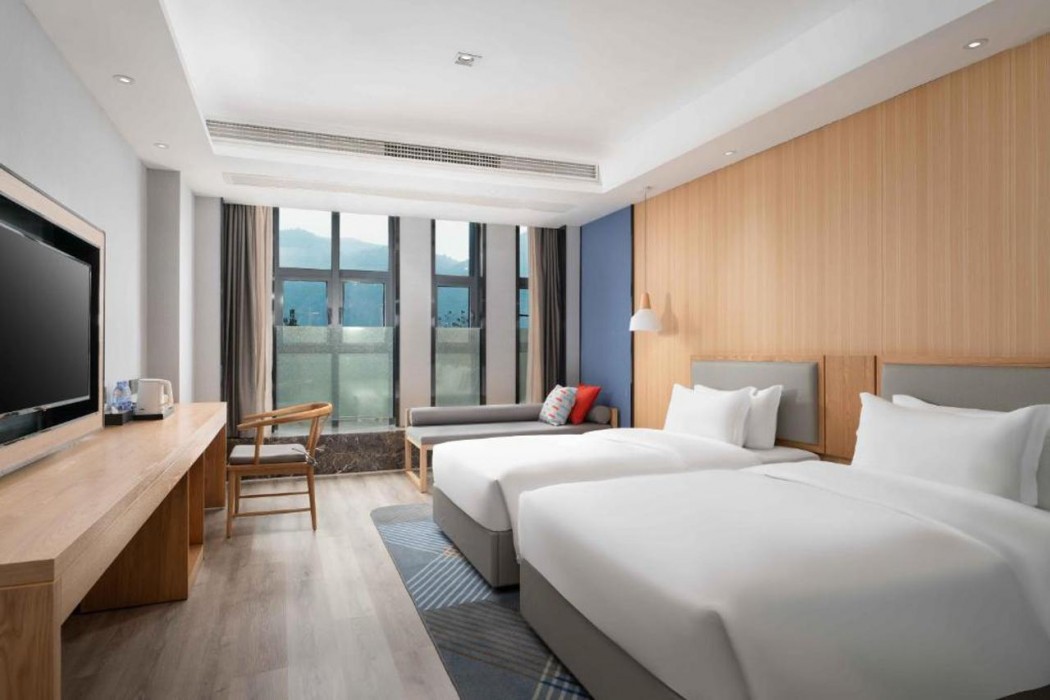 holiday inn express huangshi cihu lake an ihg hotel
