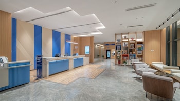 holiday inn express huangshi cihu lake an ihg hotel