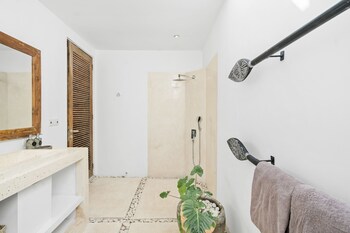 the saya house by hombali