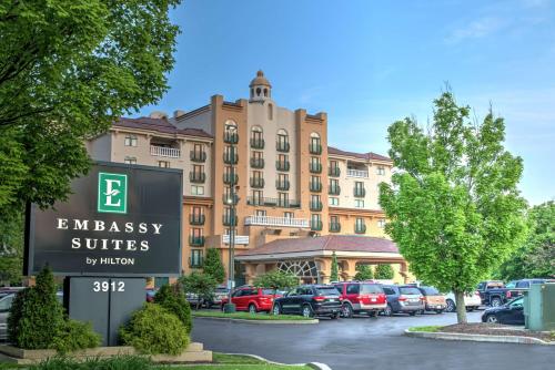 embassy suites by hilton indianapolis north