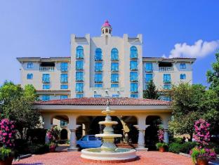embassy suites by hilton indianapolis north