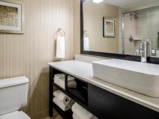 embassy suites by hilton indianapolis north