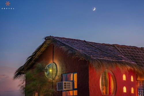 zostel sam desert jaisalmer