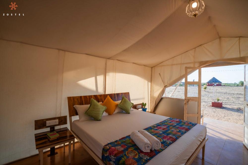 zostel sam desert jaisalmer