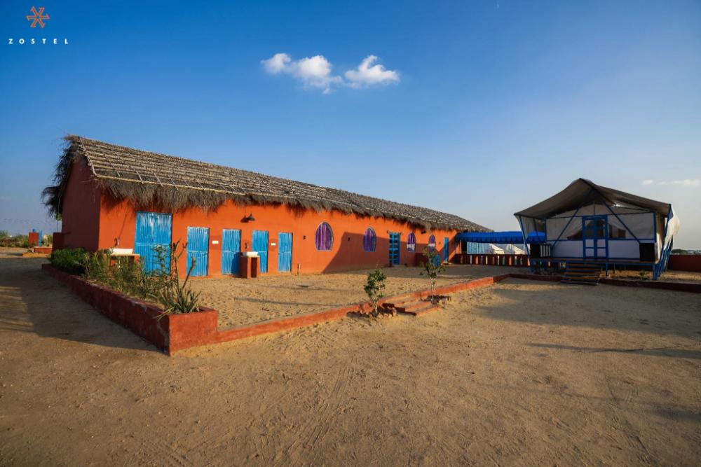 zostel sam desert jaisalmer