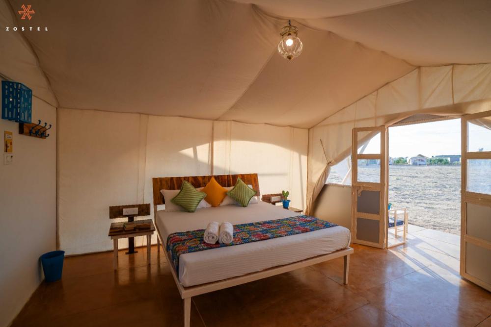 zostel sam desert jaisalmer