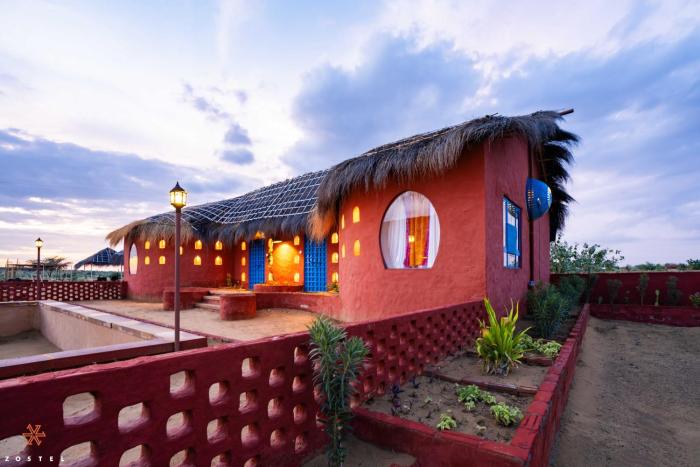 zostel sam desert jaisalmer