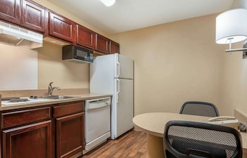 extended stay america suites indianapolis northwest i465