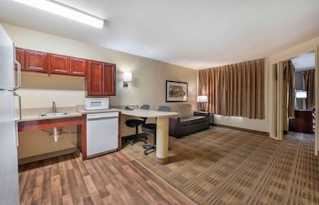 extended stay america suites indianapolis northwest i465