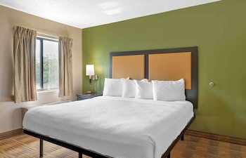 extended stay america suites indianapolis northwest i465