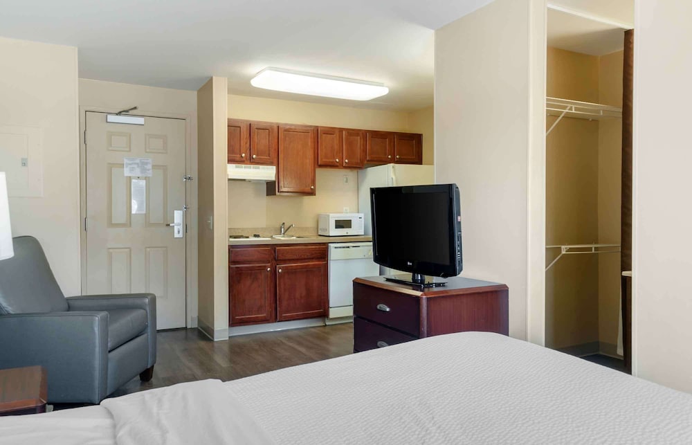 extended stay america suites indianapolis northwest i465