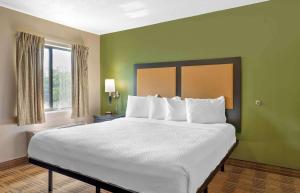 extended stay america suites indianapolis northwest i465