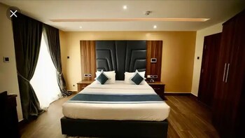 de rembrandt hotel lagos