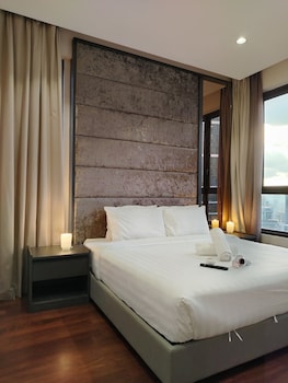 astra at 8 kia peng suites