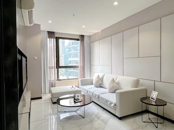 astra at 8 kia peng suites