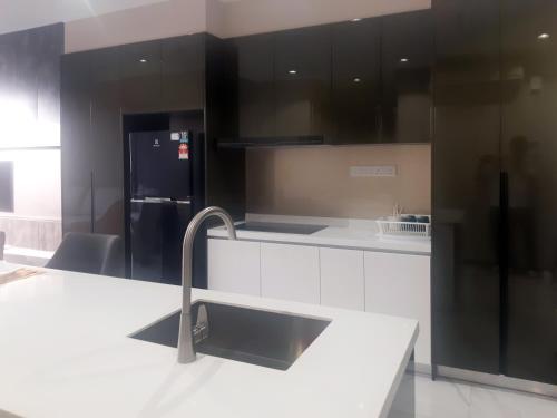 astra at 8 kia peng suites